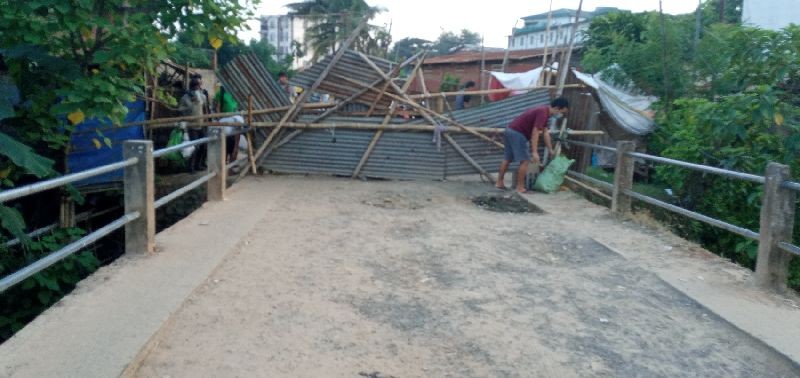 File Photo: The connecting bridge between Duncan Basti, Dimapur and Bor Lengri, Assam which was sealed following the COVID-19 pandemic. Four bridges in Dimapur, over the ‘Balu’ stream, which were closed down on account of the COVID-19 threat, were opened on September 1. (Photo Courtesy: Vikato Zhimo)